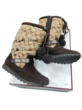 Coach Boots Women’s Size US6 Juniper 12CSIG Suede Signature in Brown